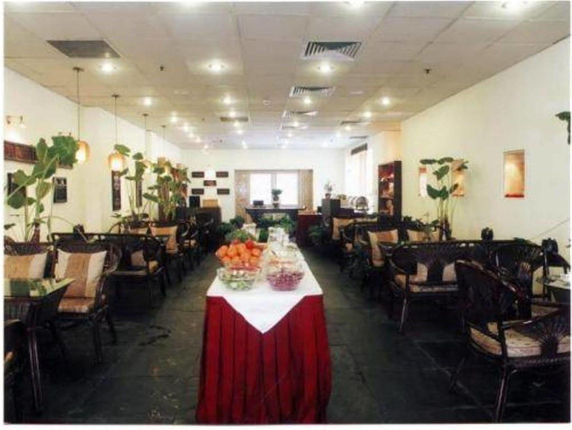 Royal Court Hotel Shanghai Extérieur photo