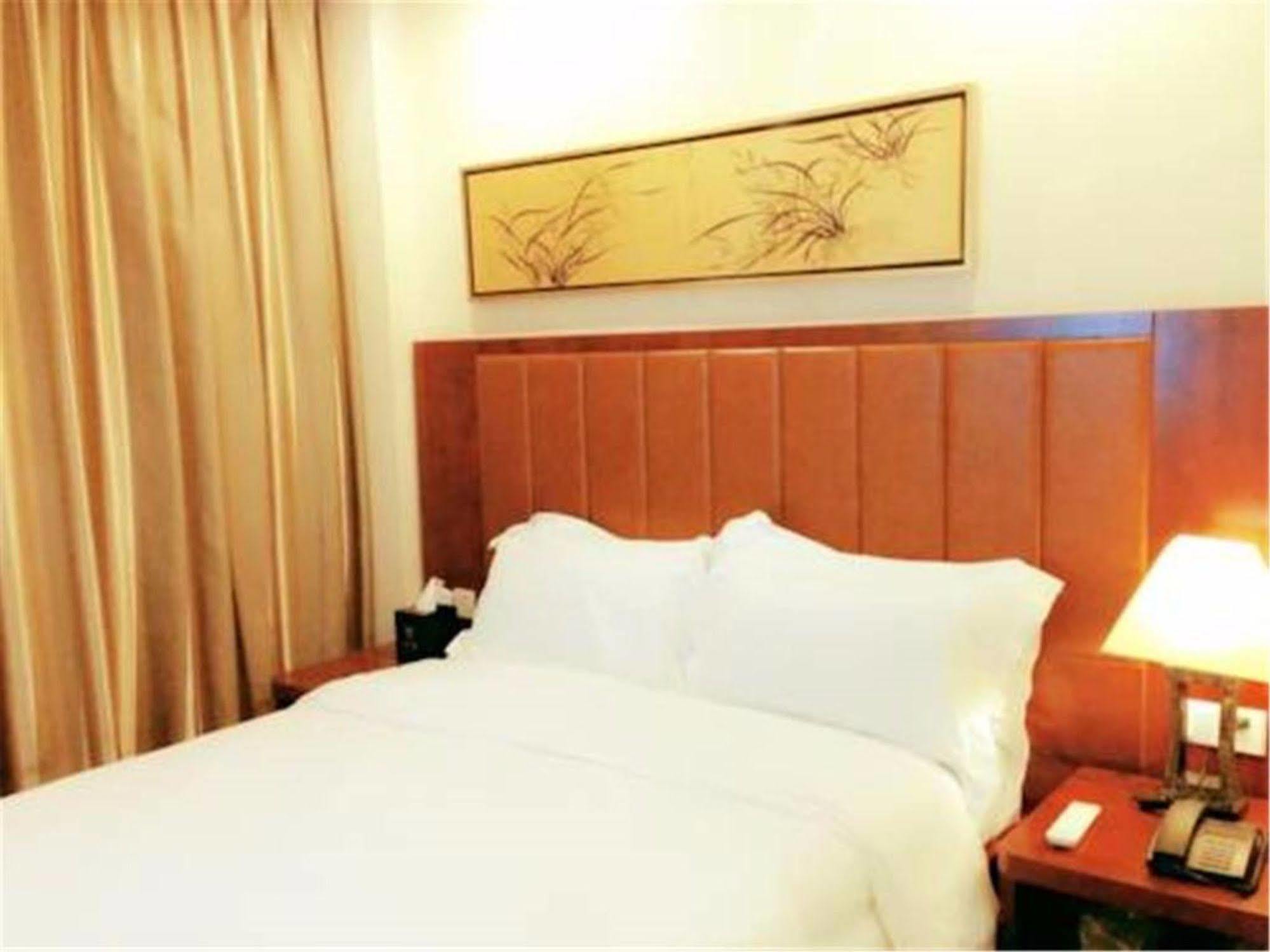 Royal Court Hotel Shanghai Extérieur photo
